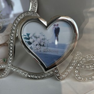 Cornice Love