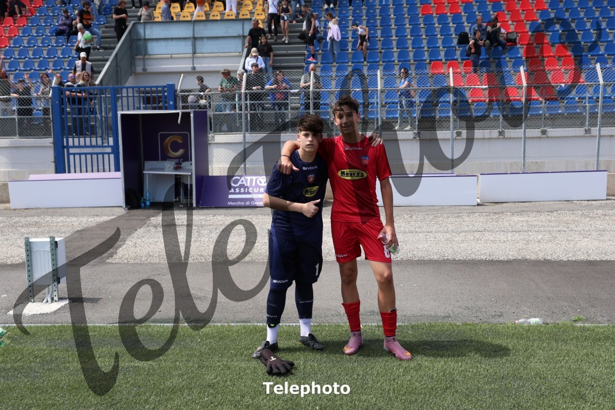 Telephoto_109